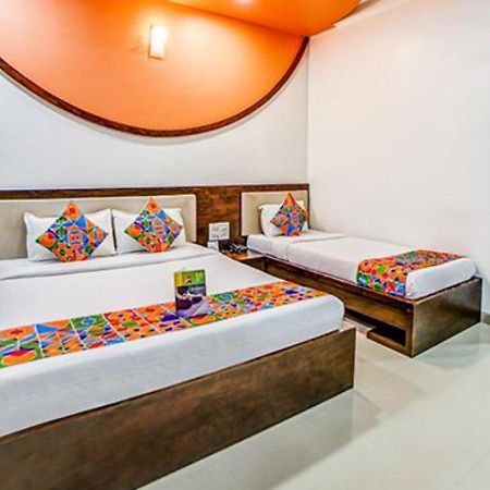 Hotel Adore Palace 孟买 外观 照片