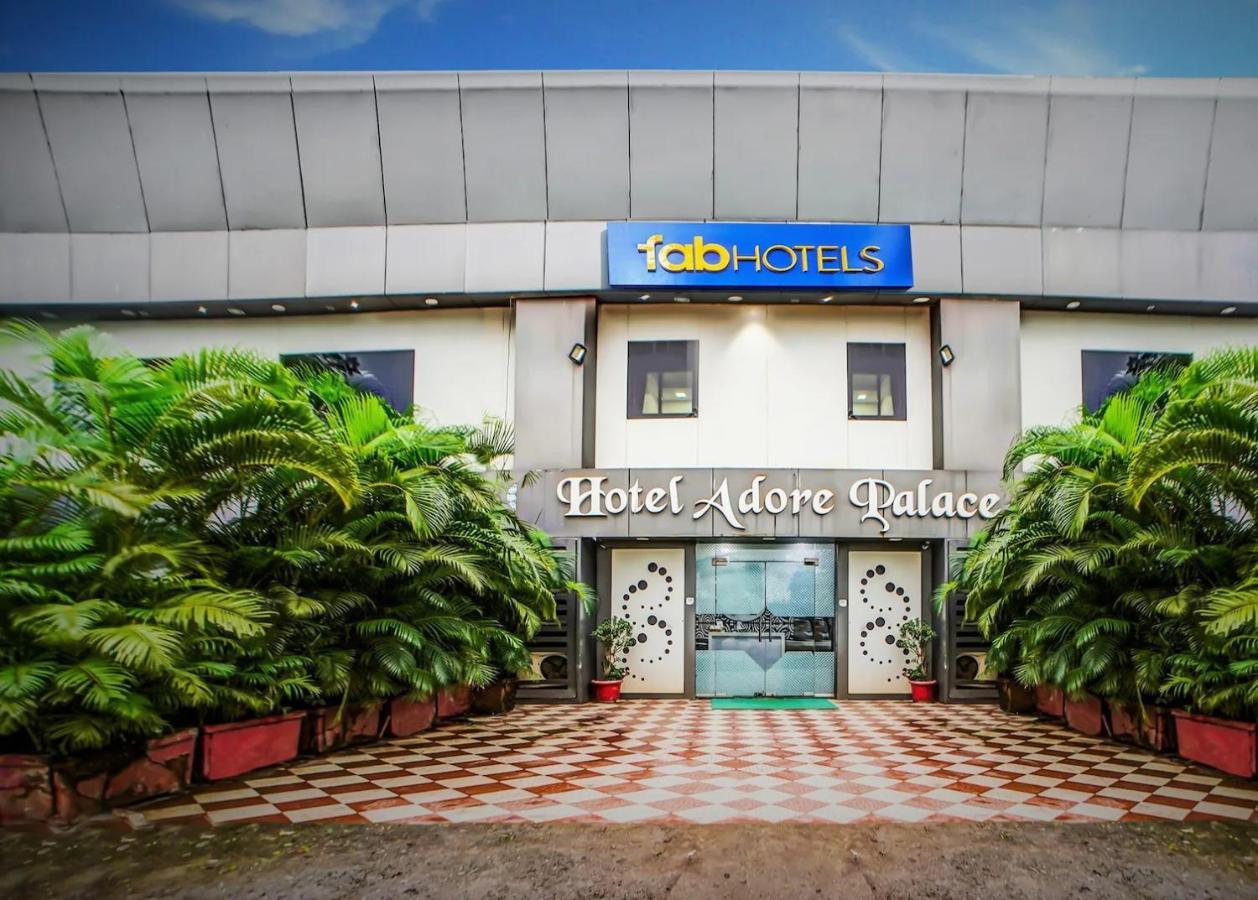 Hotel Adore Palace 孟买 外观 照片