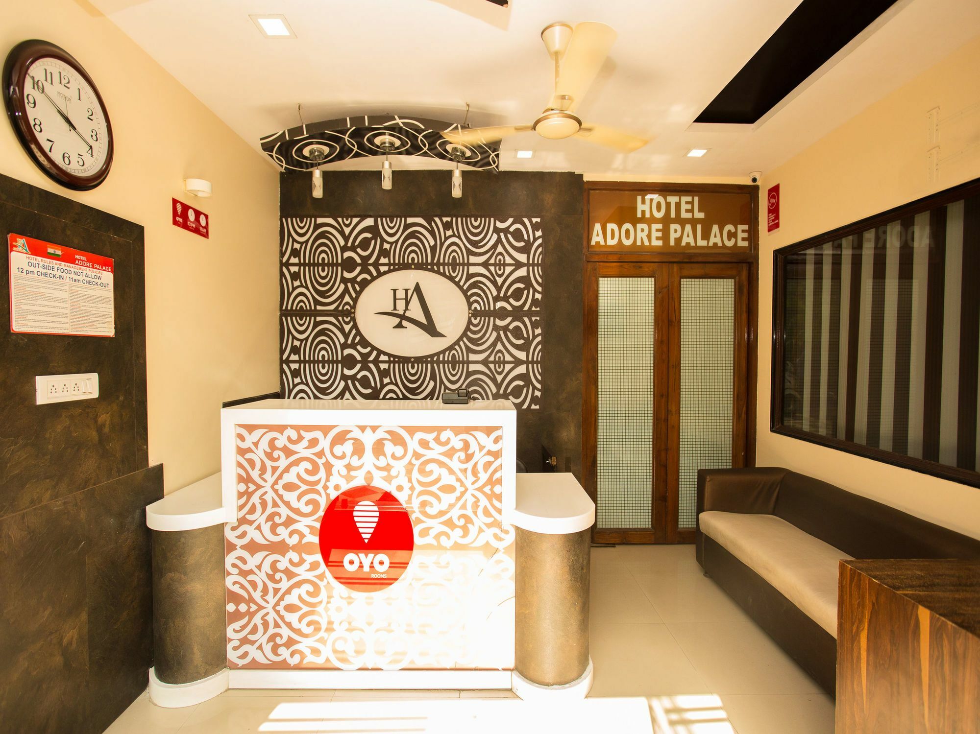 Hotel Adore Palace 孟买 外观 照片